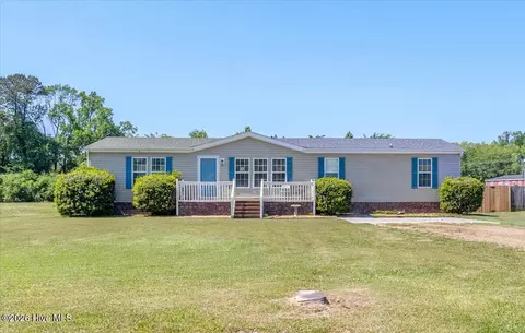 112 Cypress Knee Dr, Richlands, NC 28574