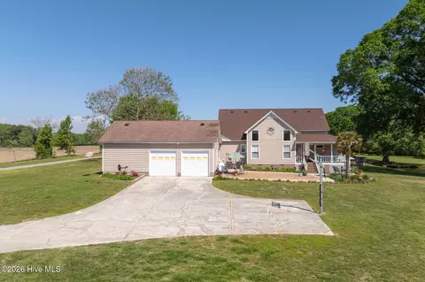 389 Beulaville Hwy, Richlands, NC 28574