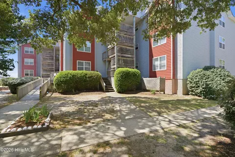 700 W 1st St #H7, Kill Devil Hills, NC 27948