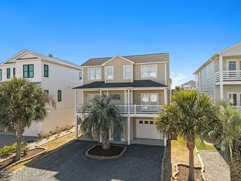 27 Cumberland St, Ocean Isle Beach, NC 28469