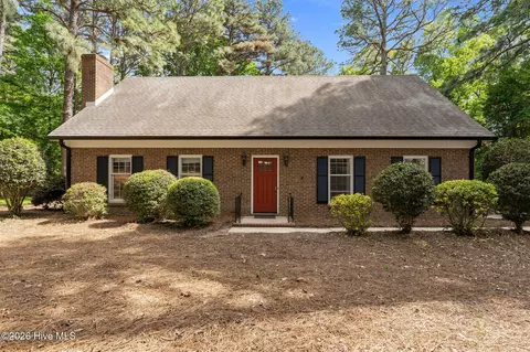 1123 N Fort Bragg Rd, Southern Pines, NC 28387