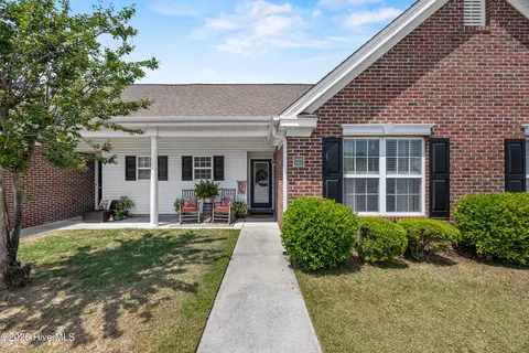 3011 Lauren Place Dr #102, Wilmington, NC 28405