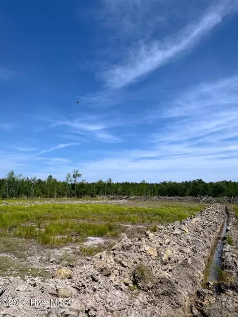 2 Us 264, Scranton, NC 27875