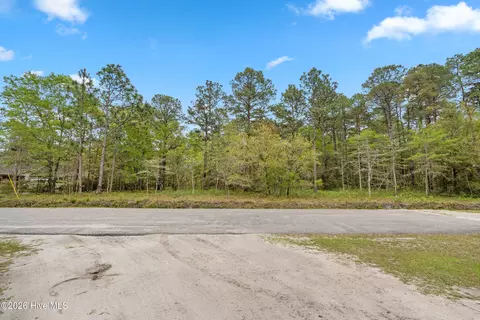3 Deer Run Rd SW, Carolina Shores, NC 28467