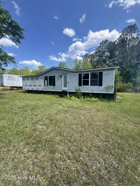474 Battleground Rd, Atkinson, NC 28421 photo 2