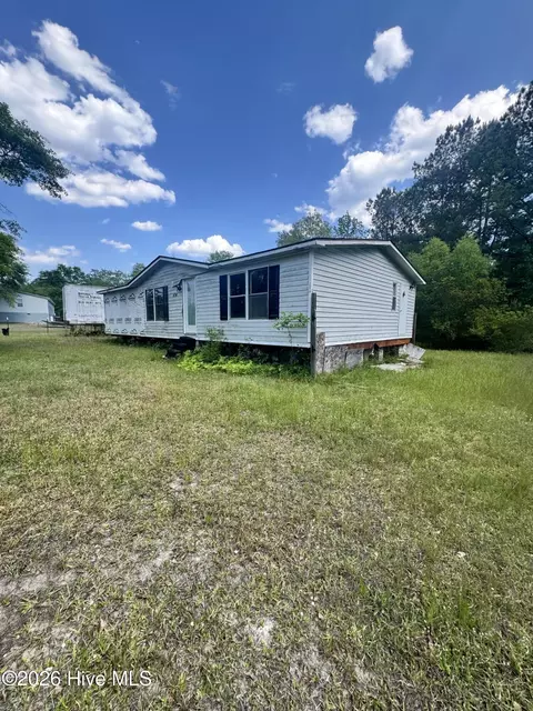 474 Battleground Rd, Atkinson, NC 28421 photo 3