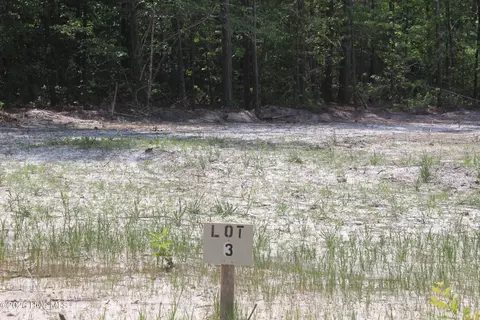 128 Southerland Rd, Magnolia, NC 28453