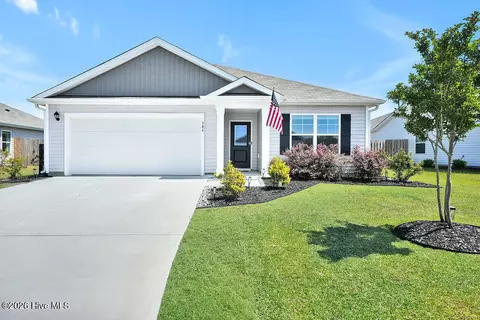 306 Cleat Dr, Surf City, NC 28445