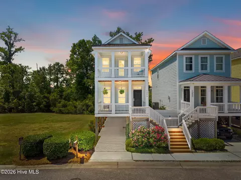 1254 Charleston Common Dr, Leland, NC 28451