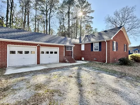 202 Brinkley Pl, Plymouth, NC 27962