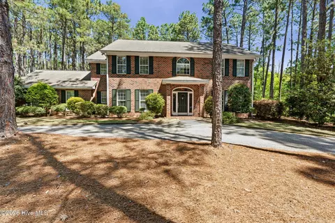 95 El Dorado St, Pinehurst, NC 28374