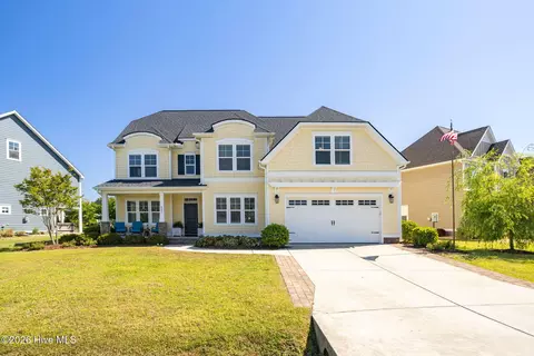 425 Lanyard Dr, Newport, NC 28570