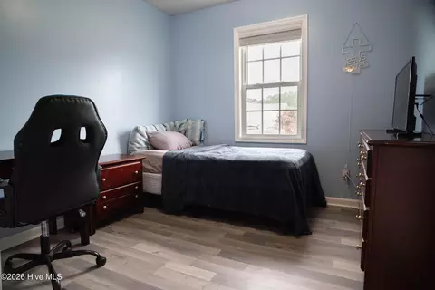 Bedroom - 123 Daphne Dr, Hubert, NC 28539 photo 2 of 3