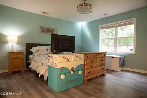 Bedroom - 123 Daphne Dr, Hubert, NC 28539 photo 1 of 3