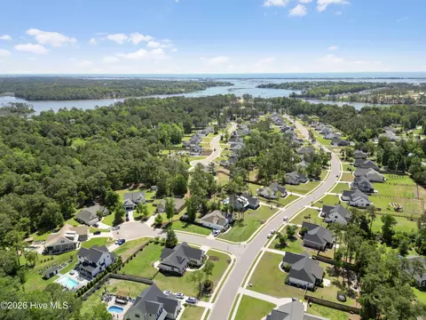 View/Area - 506 Crown Pointe Dr, Hampstead, NC 28443 photo 4 of 5