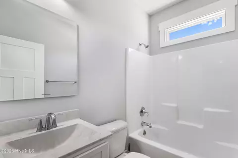 Bath - 506 Crown Pointe Dr, Hampstead, NC 28443 photo 1 of 8