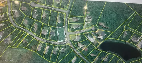 411 Pamlico River Dr, Washington, NC 27889