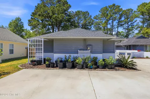 Exterior - 143 Red Bird Ln, Hampstead, NC 28443 photo 3 of 17