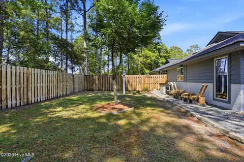 Exterior - 143 Red Bird Ln, Hampstead, NC 28443 photo 13 of 17