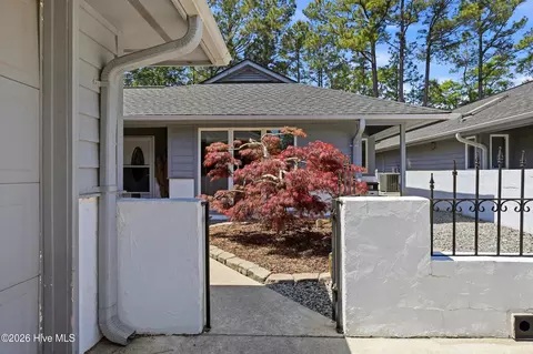 Exterior - 143 Red Bird Ln, Hampstead, NC 28443 photo 4 of 17