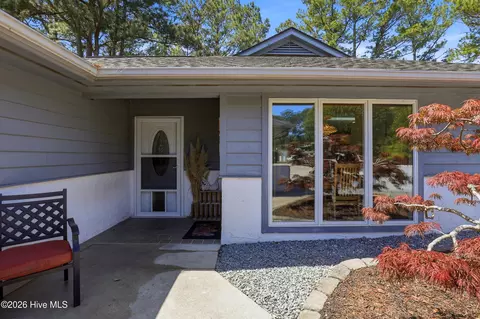 Exterior - 143 Red Bird Ln, Hampstead, NC 28443 photo 6 of 17