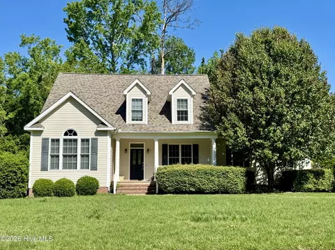 202 Emmen Rd, New Bern, NC 28562