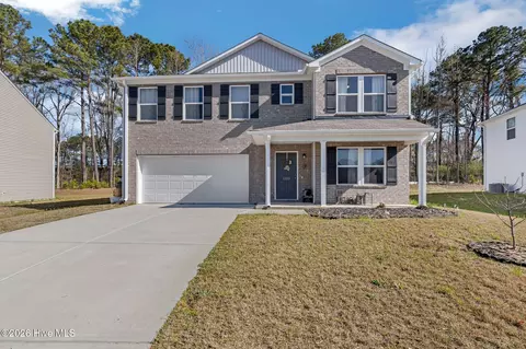 1253 Manor Dr, Rocky Mount, NC 27804