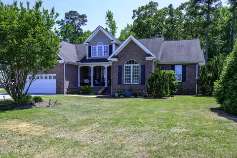 135 Staffordshire Dr, New Bern, NC 28562