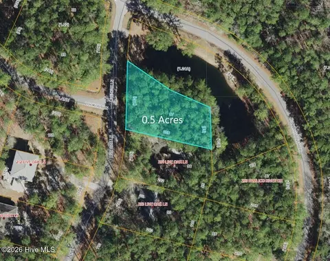 111 Live Oak Ln, Washington, NC 27889