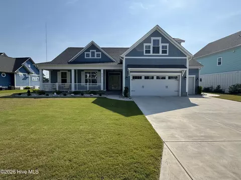 411 Summerhouse Dr, Holly Ridge, NC 28445