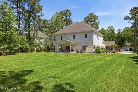 Exterior - 74 Aster Pl, Hampstead, NC 28443 photo 9 of 9