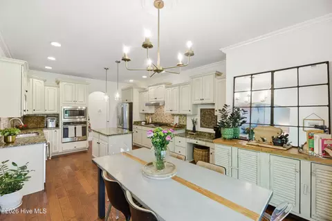 Kitchen - 74 Aster Pl, Hampstead, NC 28443 photo 1 of 5