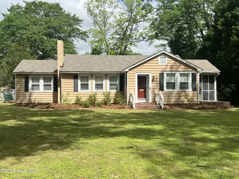 310 S Howard Cir, Tarboro, NC 27886