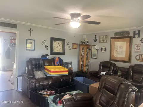 120 Claredon Ave, Bath, NC 27808 photo 3