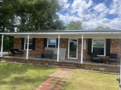 120 Claredon Ave, Bath, NC 27808