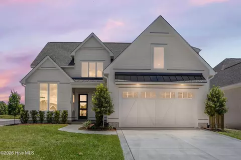 105 Grand Harvest Ct, Wilmington, NC 28411
