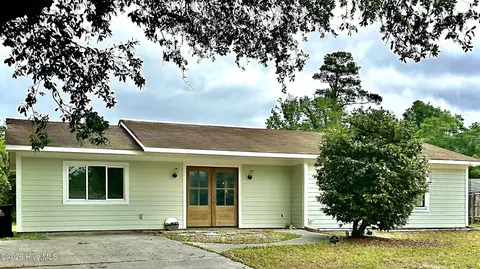 134 W Brandywine Cir, Wilmington, NC 28411