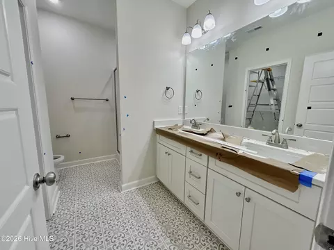 Bath - 1749 Walnut Run Dr, Deep Run, NC 28525 photo 2 of 2