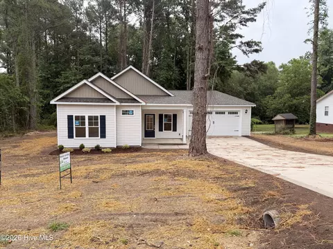 1749 Walnut Run Dr, Deep Run, NC 28525