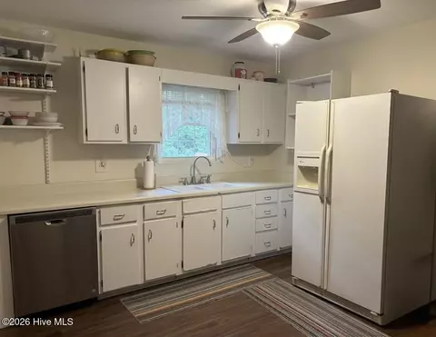 Kitchen - 5233 Kimberly Ln, Trinity, NC 27370 photo 1 of 1