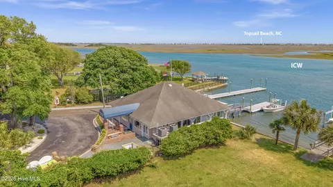 View/Area - 112 Olde Point Rd, Hampstead, NC 28443 photo 10 of 13