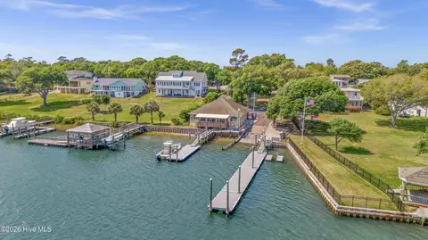 View/Area - 112 Olde Point Rd, Hampstead, NC 28443 photo 7 of 13