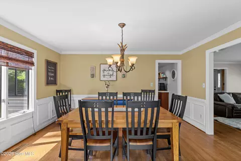 Dining - 112 Olde Point Rd, Hampstead, NC 28443 photo 3 of 3