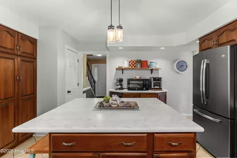 Kitchen - 112 Olde Point Rd, Hampstead, NC 28443 photo 3 of 4