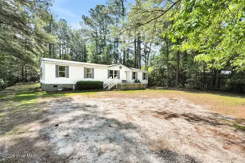 1540 Bluff Dr NE, Leland, NC 28451
