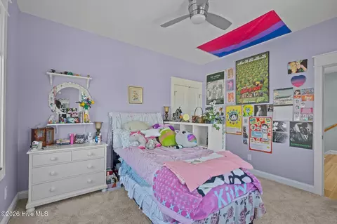 Bedroom - 310 Lord Berkeley Dr, Emerald Isle, NC 28594 photo 4 of 7
