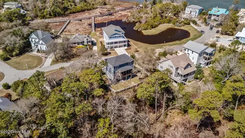 View/Area - 310 Lord Berkeley Dr, Emerald Isle, NC 28594 photo 10 of 11