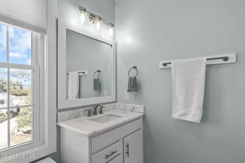 Bath - 310 Lord Berkeley Dr, Emerald Isle, NC 28594 photo 6 of 8