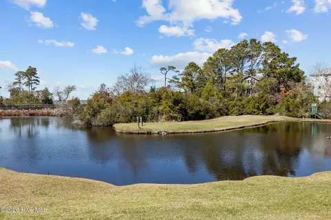 View/Area - 310 Lord Berkeley Dr, Emerald Isle, NC 28594 photo 4 of 11