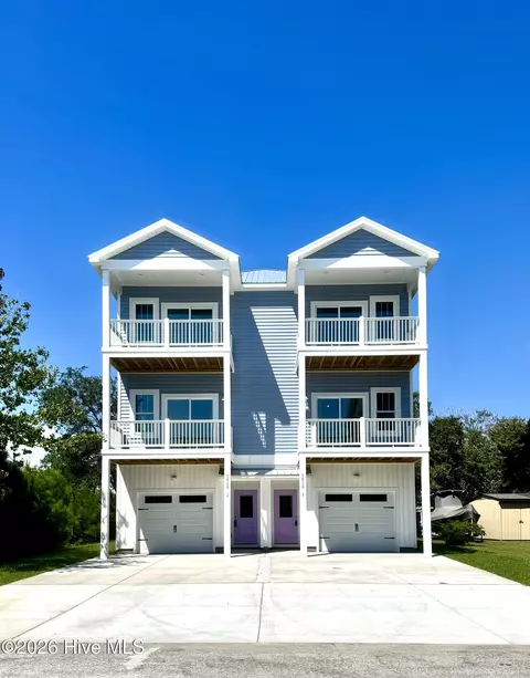 1610 Swordfish Ln #1, Carolina Beach, NC 28428